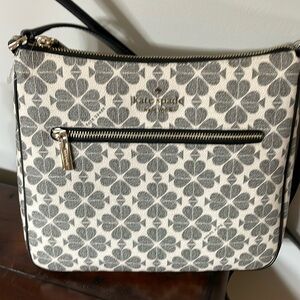 Kate Spade flower design